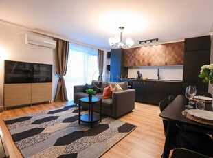 Apartament cu 2 camere Premium Marriott terasa 80 mp