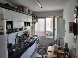 Apartament cu 3 camere str 1848 etajul 4