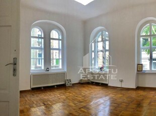 Apartament de Vanzare in Piata Unirii in Cladire Istorica Reabilitata