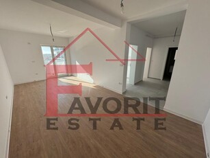 Apartament nou cu 3 camere la Etaj 1