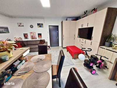 Apartament cu 4 camere si 2 intrari, 80 mp utili, Ultracentral