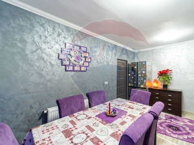 Apartament 2 camere vanzare in bloc de apartamente Arad, P-Ta Garii