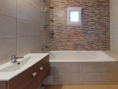 Apartament 2 camere vanzare in bloc de apartamente Bucuresti, Basarabia