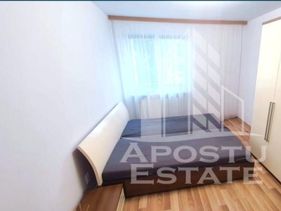 Apartament 2 camere zona centrala decomandat!