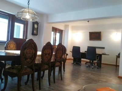 APARTAMENT 4 CAMERE