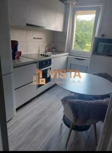 Apartament complet renovat cu 2 camere in Astra, Brasov