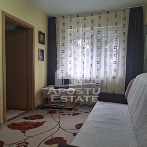 Apartament cu 2 camere in Zona Fratelia etaj 1