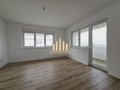 Apartament cu 3 camera decomandate, Alba-Micesti