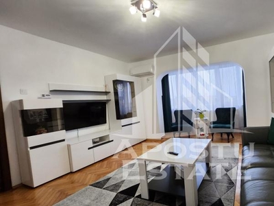 Apartament cu 3 camere, de vanzare, in zona Micalaca, Arad.