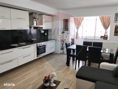 Apartament cu 3 camere de vanzare str. Mihai Viteazu in Buhusi