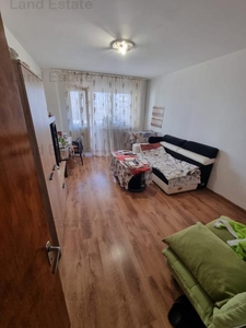 Apartament cu 3 camere la 5 minute distanta de metrou Lujerului