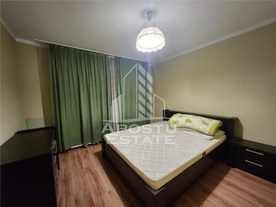 Apartament cu 3 camere si garaj sub bloc, zona Lipovei