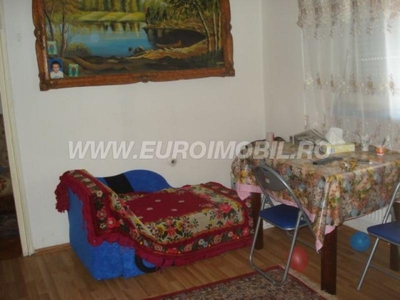 De vanzare apartament 3 camere in Targu Mures, cartier Rovinari, str. Rovinari