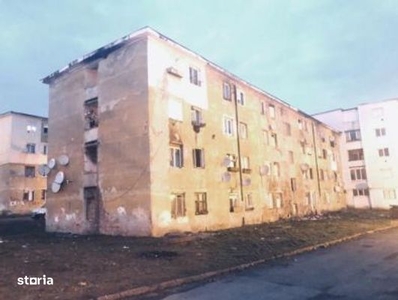 Apartament cu 4 camere de vânzare în zona Herastrau