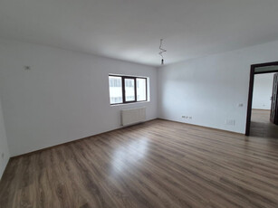 Apartament 2 camere de vânzare