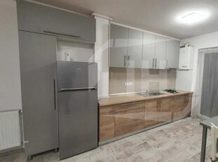 Apartament 2 camere, semidecomandat, parcare, zona Vivo