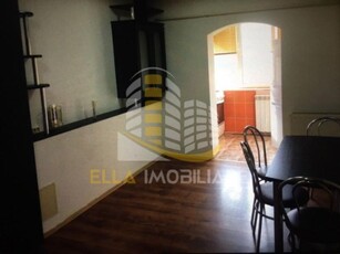 Apartament 2 camere zona Piata Mare,Biserica Armeana