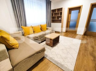 Apartament 3 camere, 2 bai, 76mp, zona Stadionului