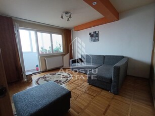 Apartament 3 camere, centrala proprie, bloc anvelopat cu lift, Sagului