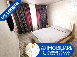 Apartament 3 camere de INCHIRIAT, strada 9 Mai, zona Mall