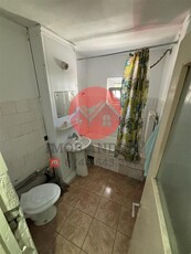 Apartament 3 camere de vanzare