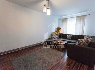 Apartament 3 camere, etaj intermediar, centrala proprie, zona Lipovei