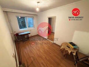 Apartament 3 Camere la Parter, Necesita Renovare Oportunitate in Zona Big, Strada I.L. Caragiale de vanzare