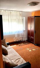 Apartament cu 2 camere ,centrala proprie,etaj intermediar, Soarelui