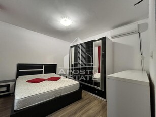 Apartament cu 2 camere, curte 40 mp, zona Odobescu