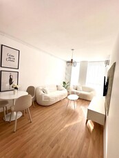 Apartament cu 2 camere de lux, zona Torontalului (Campeador City)