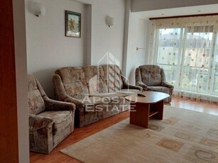 Apartament cu 3 camere decomandat zona Aradului