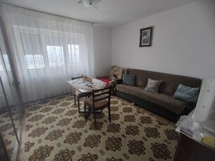 Apartament cu doua camere in zona Micro 7