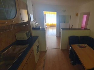 Apartament de inchiriat cu trei camere in Hunedoara