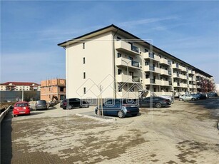 Apartament de vanzare in Sibiu - 3 camere, 2 bai, balcon