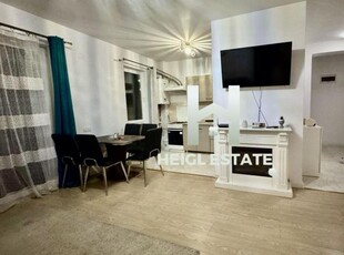 Apartament spatios cu 3 camere,Dumbravita