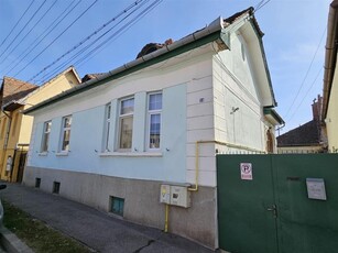 Casa cu 3 camere si 540 mp teren in Sibiu