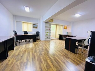 Inchiriere apartament 3 camere Victoriei Piata 3 camere langa Guvern si metrou 3 camer