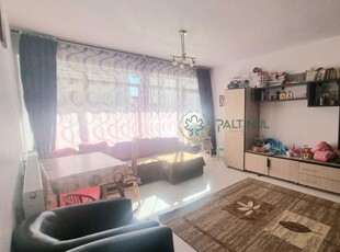 Parter 3 camere: 83mp cu balcon in Selimbar