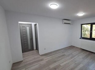 Vest, 3 camere- etaj 1, renovat integral, Ultramodern, centrala gaz