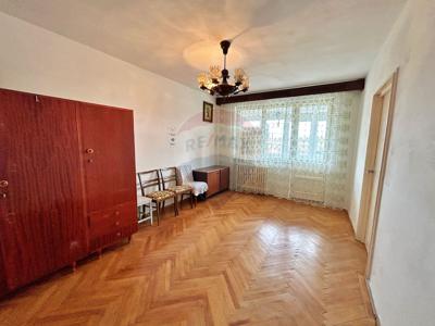Apartament 2 camere vanzare in bloc de apartamente Arad, Podgoria