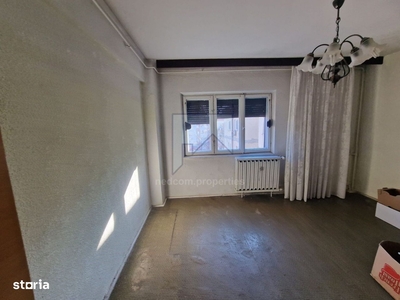 Vanzare apartament 3 camere - Drumul Sarii