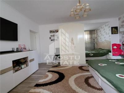 Apartament cu 2 camere, centrala proprie, zona Dacia