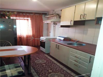 Vanzare apartament 3 camere,Calea Bucuresti