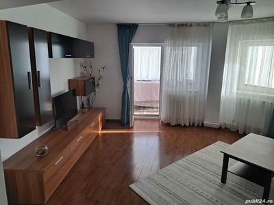 Apartament 3 camere de inchiriat