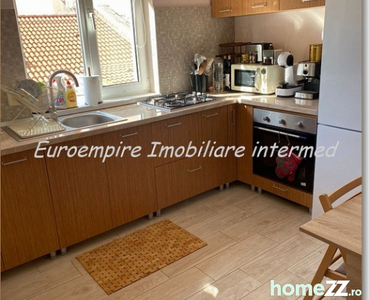 Apartament 3 camere decomandate Centru