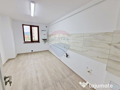 Apartament cu 2 camere de vânzare în Cartierul Tei C3