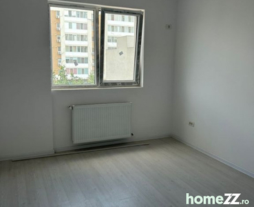 Apartament in zona metroului