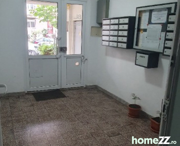 Proprietar apartament 2 camere Dristor