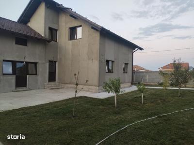Vând casă nouă în Livada la 5 km de Arad