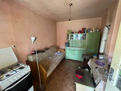 Casa 2 camere, 84 mp de vanzare LAZURI